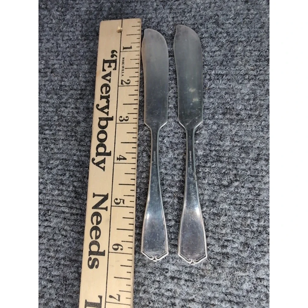 Oneida Community Silver Plate-Butter Knife-Flatware Set‎ Of 2 READ
